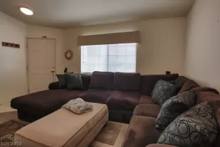 Photo #2: 2072209 Listing