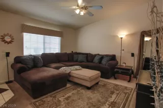 Photo #4: 2072209 Listing