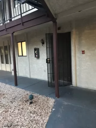 Photo #2: 2072235 Listing 