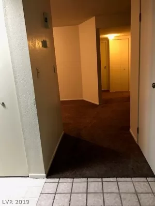 Photo #3: 2072235 Listing 