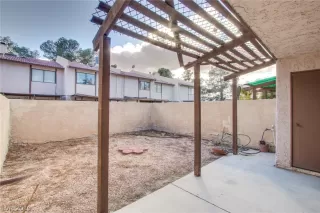 Photo #2: 2072264 Listing