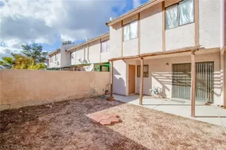 Photo #3: 2072264 Listing