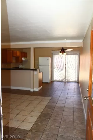 Photo #2: 2072285 Listing