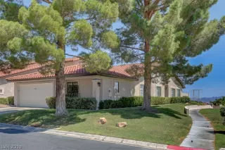 Photo #4: 2072328 Listing 