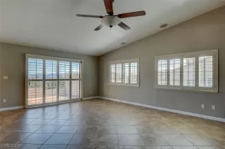 Photo #5: 2072328 Listing 