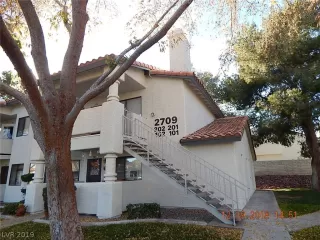 Photo #2: 2072338 Listing 