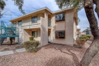 Photo #1: 2072352 Listing