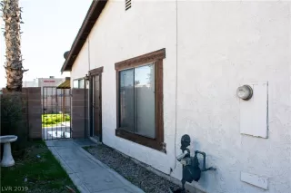 Photo #2: 2072371 Listing 