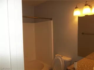 Photo #4: 2072390 Listing