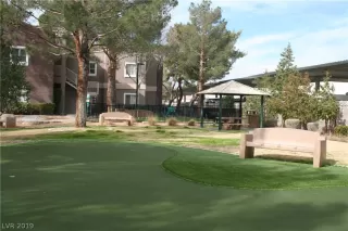 Photo #4: 2072460 Listing