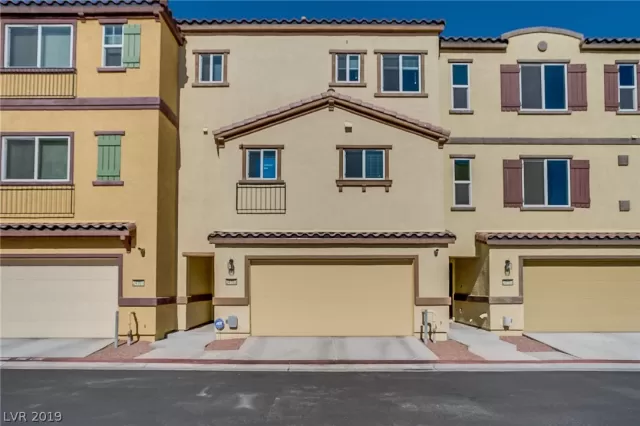 MLS: 2072486 Condo For Sale