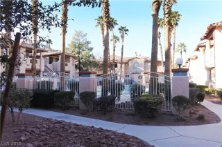 Photo #1: 2072500 Listing