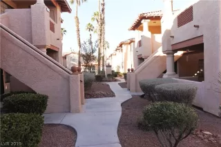 Photo #3: 2072500 Listing