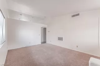 Photo #1: 2072514 Listing 