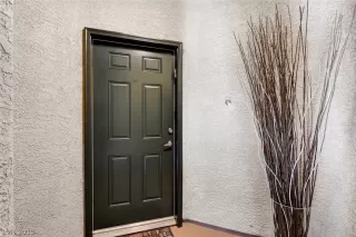 Photo #3: 2072537 Listing 