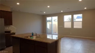 Photo #4: 2072624 Listing 