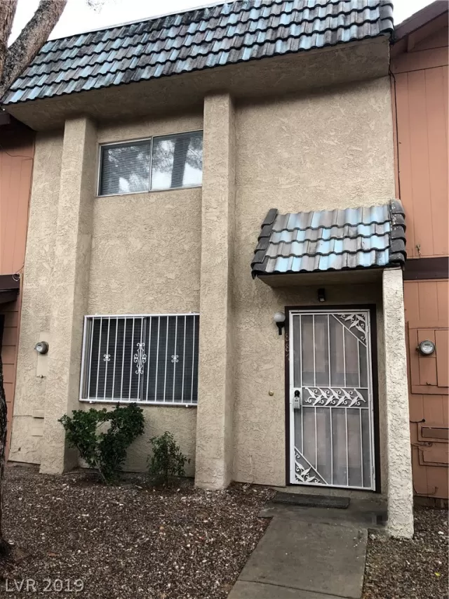 MLS: 2072682 Condo For Sale