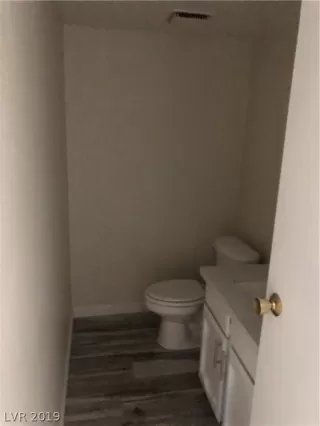 Photo #6: 2072682 Listing 