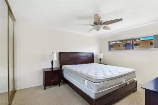 Photo #6: 2072685 Listing