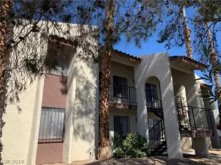 Photo #2: 2072688 Listing 