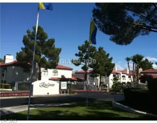 Photo #6: 2072754 Listing