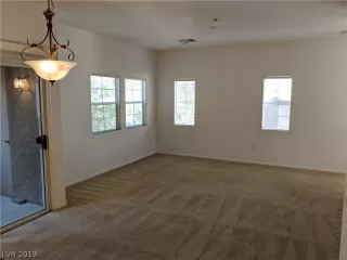 Photo #4: 2072813 Listing 