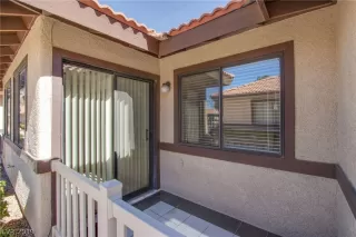 Photo #2: 2072829 Listing