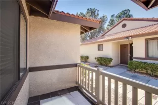 Photo #5: 2072829 Listing