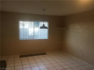 Photo #3: 2072882 Listing 