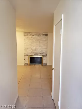 Photo #2: 2072935 Listing