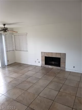 Photo #2: 2072938 Listing 