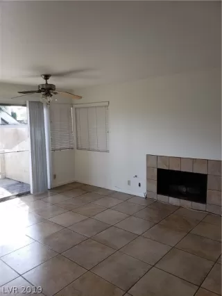 Photo #4: 2072938 Listing 