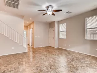 Photo #2: 2072972 Listing 