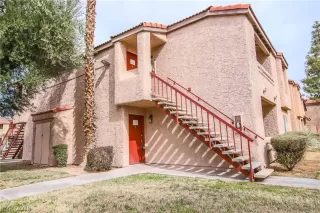 Photo #1: 2073051 Listing 