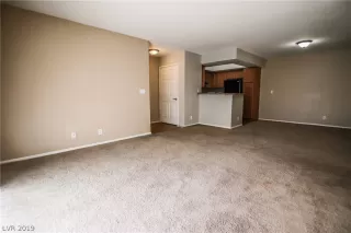 Photo #3: 2073051 Listing 