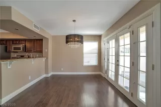 Photo #6: 2073066 Listing 