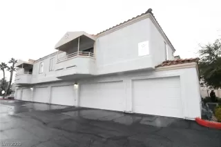 Photo #2: 2073069 Listing