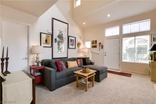 Photo #6: 2073106 Listing 