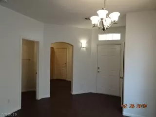 Photo #1: 2073184 Listing 