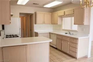Photo #6: 2073194 Listing 