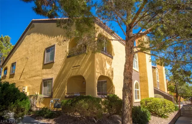 MLS: 2073219 Condo For Sale