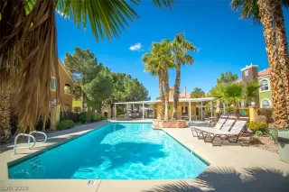 Photo #5: 2073219 Listing 