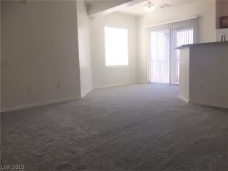 Photo #3: 2073260 Listing