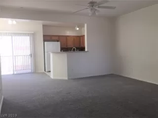 Photo #4: 2073260 Listing