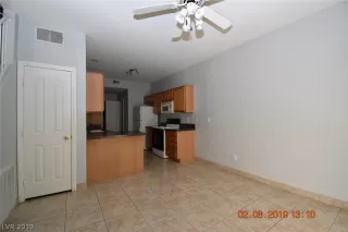 Photo #5: 2073301 Listing 