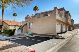 Photo #1: 2073330 Listing