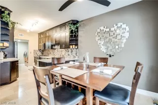 Photo #5: 2073344 Listing 