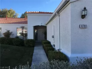 Photo #2: 2073360 Listing 