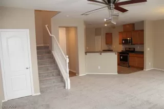 Photo #6: 2073393 Listing