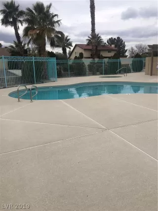 Photo #1: 2073430 Listing 